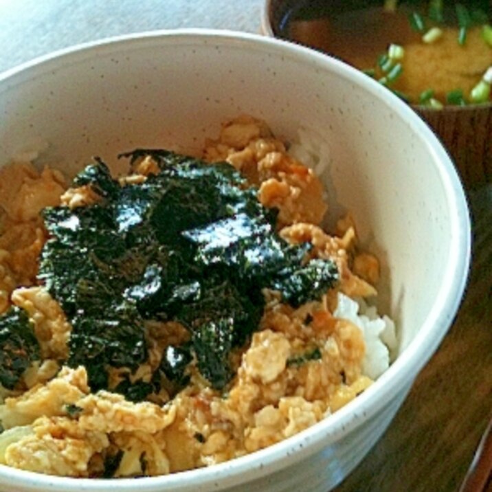 忙しい朝に栄養タップリ炒り豆腐丼